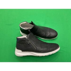 Johnston & Murphy Women’s Black Emery Italian washed sheepskin Zip Booties 8.5